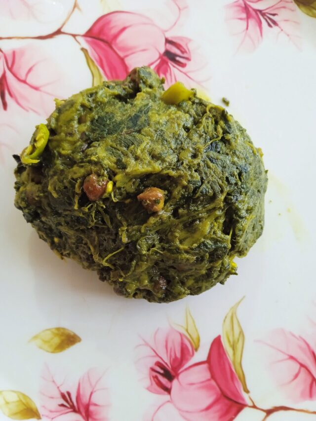 Arbi Ke Patte Ka Saag Recipe: A Delicious and Nutritious Dish