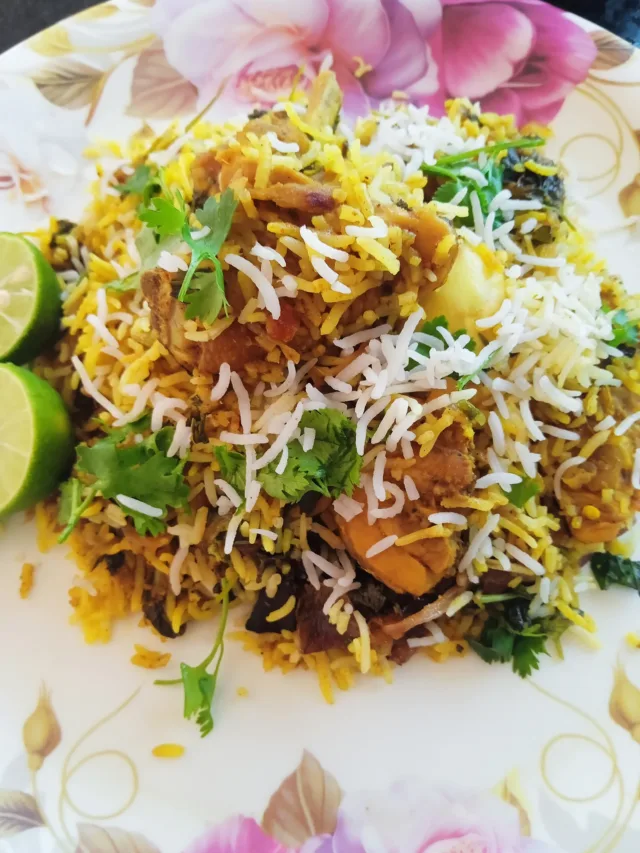 How To Make Chicken Biryani For Beginners:Delicious And Easily