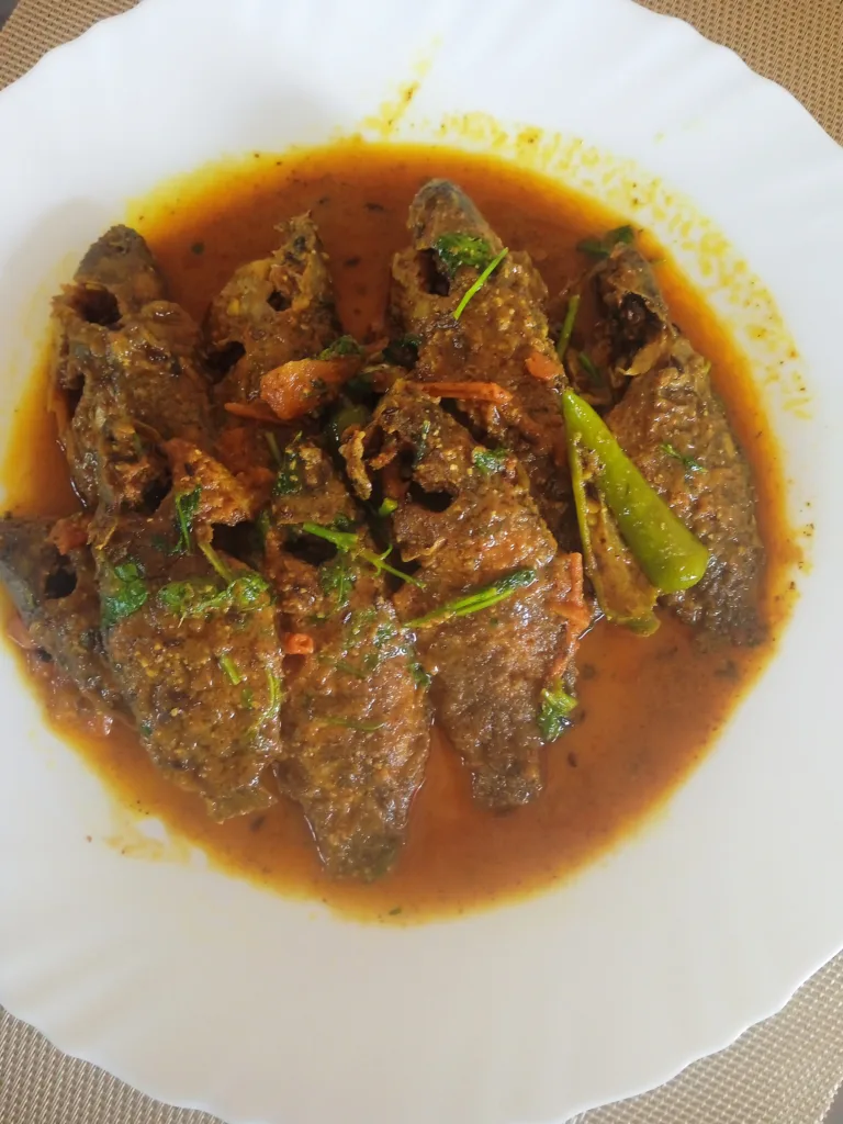 Tel Koi Recipe | Exploring The Authentic Bengali Koi Fish Curry ...